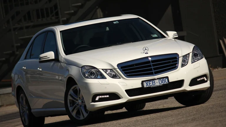 2010_mercedes_benz_e220_cdi_008_4bbdc85c9738d_85581200 2010_mercedes_benz_e220_cdi_008_4bbdc85c9738d_85581200